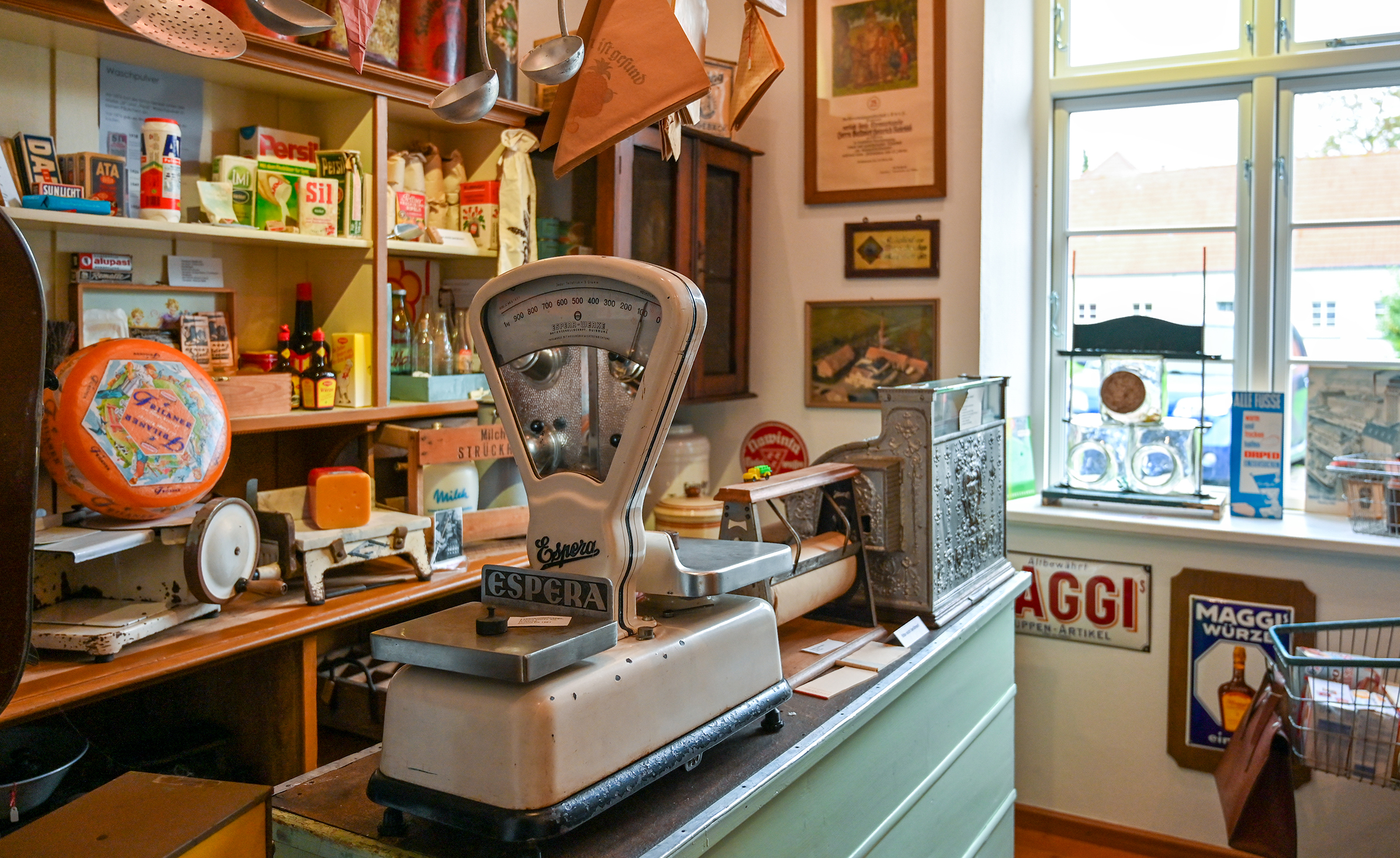 Museum-Shop mit Büchern, Drucken und Ansichtskarten