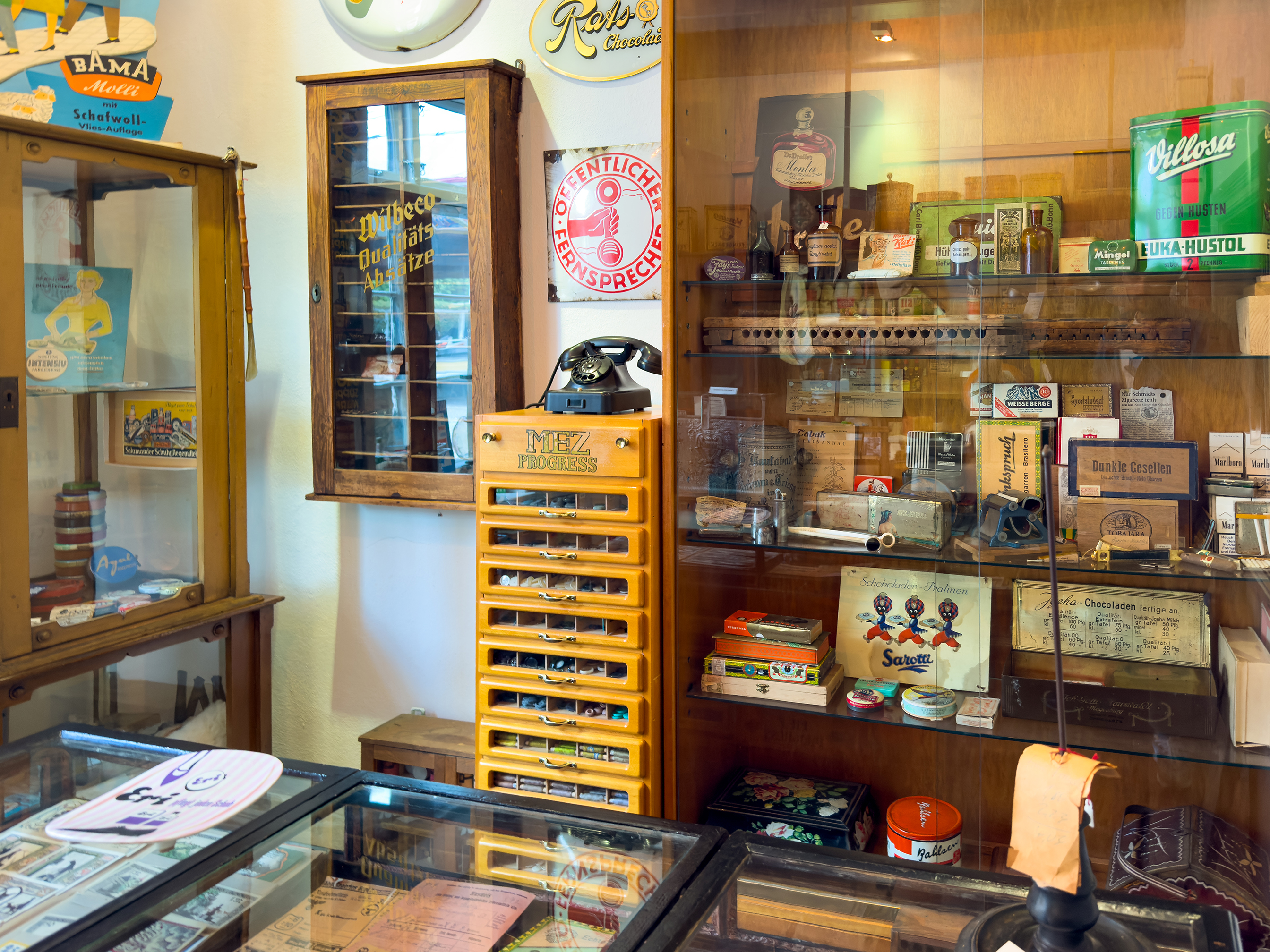 Historic colonial goods store